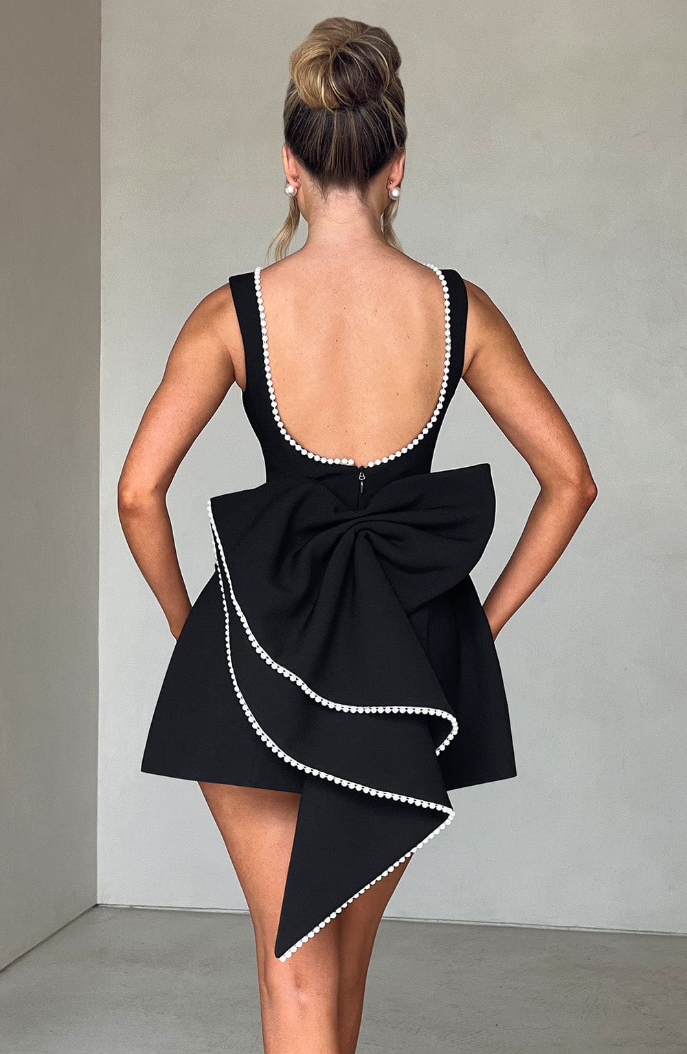 Elegant Pearl Trim Mini Dress for Women with Boat Neck Sleeveless Open Back Bow Detail Cocktail Style