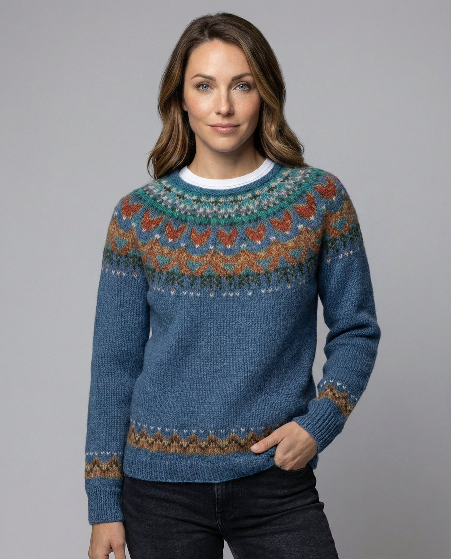 Comfortable Fair Isle Sweater for Women with Crew Neck Long Sleeve Ribbed Cuff Oversized Knit Style