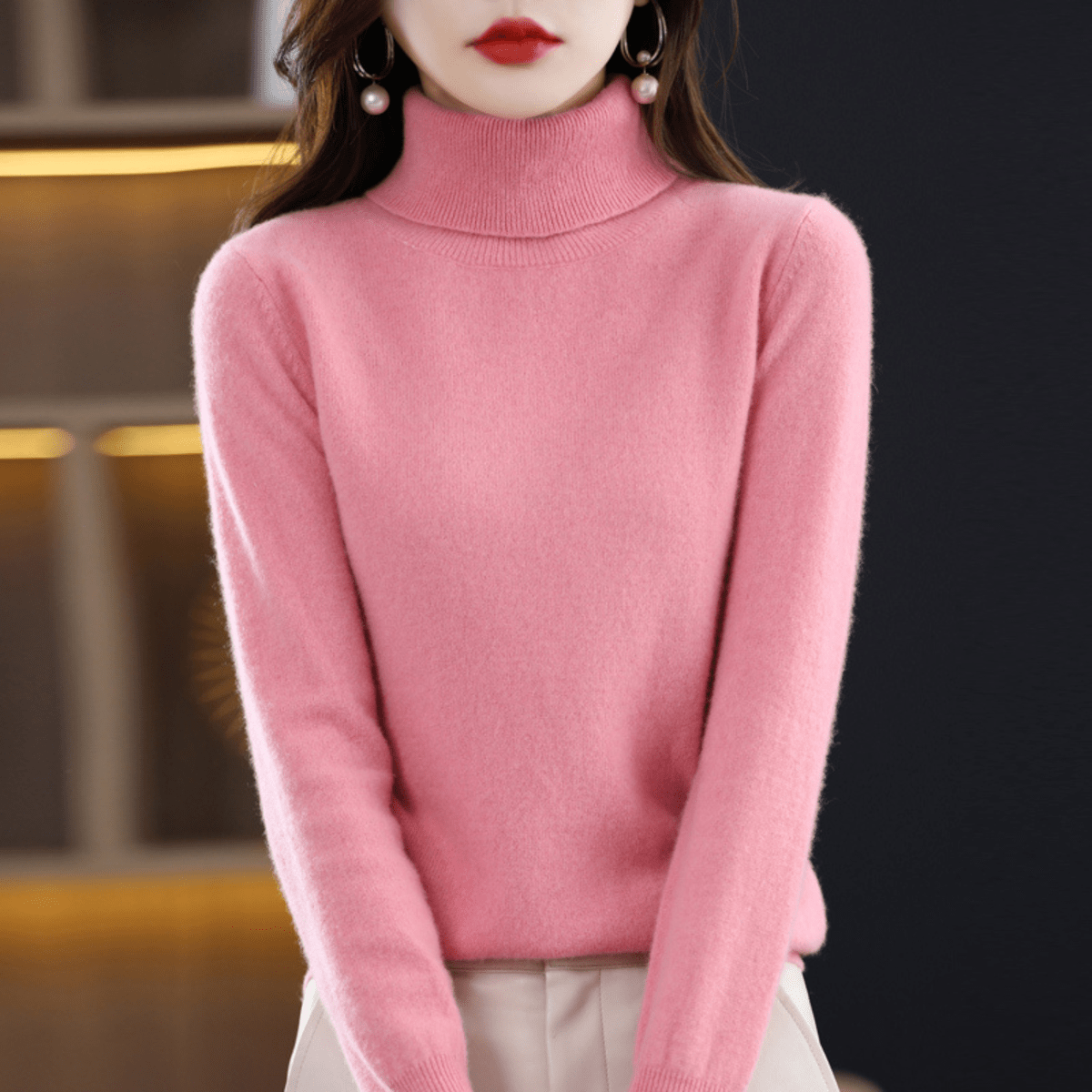 Comfortable Knit Sweater for Women with High Neck Long Sleeve Ribbed Fitted Style
