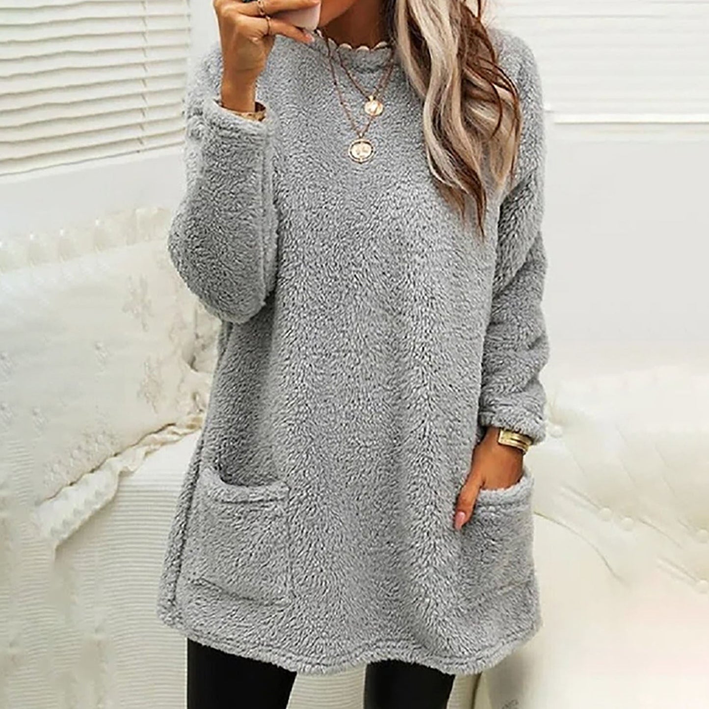 Comfortable Fleece Tunic Sweater for Women with Round Neck Long Sleeve Pocket Relaxed Oversized Style