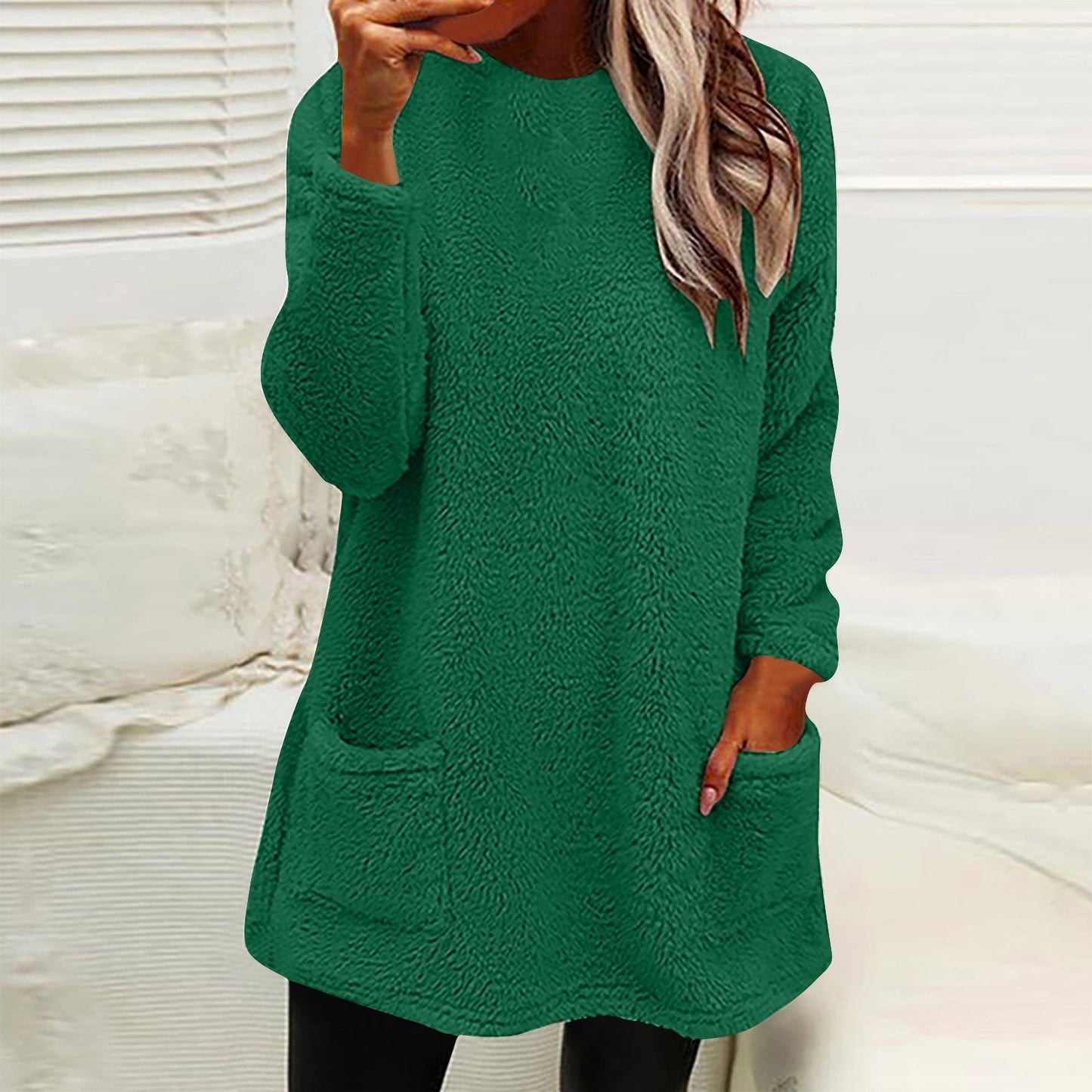 Comfortable Fleece Tunic Sweater for Women with Round Neck Long Sleeve Pocket Relaxed Oversized Style