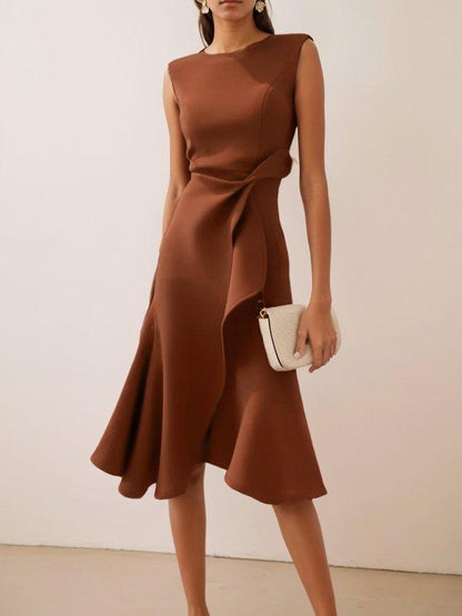Elegant Draped Midi Dress for Women with Boat Neck Sleeveless Ruffle Hem Cocktail Style